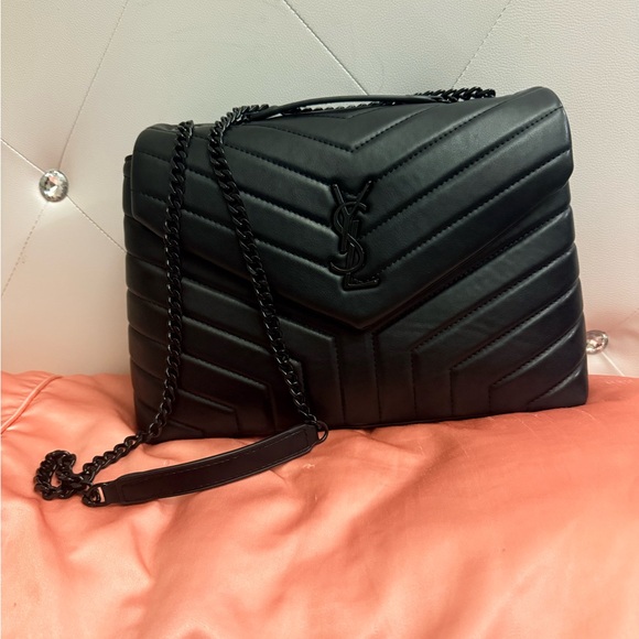 Yves Saint Laurent Black Chevron Shoulder Bag - Picture 3 of 7